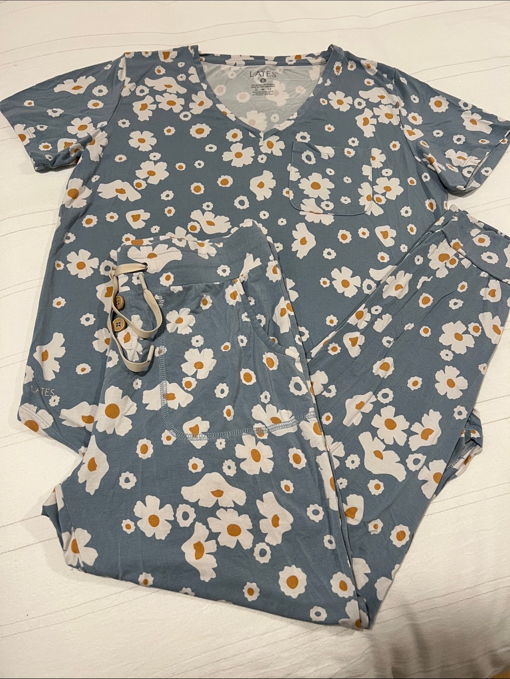 Lates SL Lounge Pj 2 Pc Set Daisies White Blue Drawstring Waist Soft Flowy S
